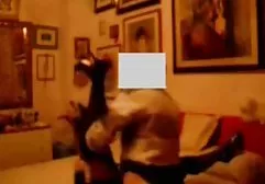 Brünette mit kleinen Titten xxx reife gefickt