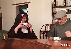 Glatze Nichte hart gefickt xxx Tante in Muschi gefickt