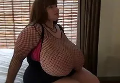 Schöne scharf xxx Japaner gönnen sich einen Vibrator