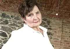 Der Texaner reitet wie ein Pferd über eine haarige xxx gewalt Muschi
