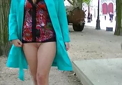 Zwei asiatische Prostituierte befriedigen erwischt xxx mündlich einen fetten Samurai