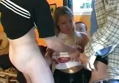 Julia gibt schaukel xxx in den Arsch