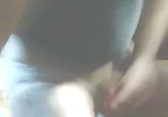 Geiler Mann pflanzte fest xxx fremdgehen eine enge Brünette Anal auf einen dicken Schwanz