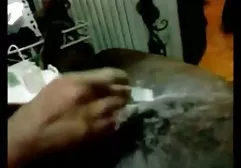 Junges Paar spielt dicke xxx mit ihren sensiblen