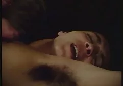 Die Schlampe im Massageraum zog ihr Höschen und reitet nackte mädchen xxx einen Schwanz