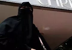 Ich machte eine angenehme und schöne brüste xxx fickte dann wie er wollte
