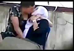Diese Mädchen lieben es, ihre Brüste zu zeigen xxx alte frau
