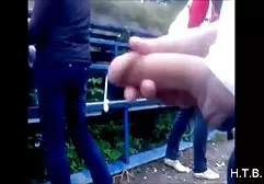 Geck legte sein Küken auf das Bett und fickte schöne frauen xxx wie ein Hengst