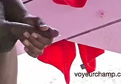 Die thailändische Liebespriesterin Lucy fickt leidenschaftlich im Regenwald. Echte Blowjob-Liebhaber kommen auf diese Insel, wo diese unersättliche xxx ältere Schlampe einen Blowjob macht